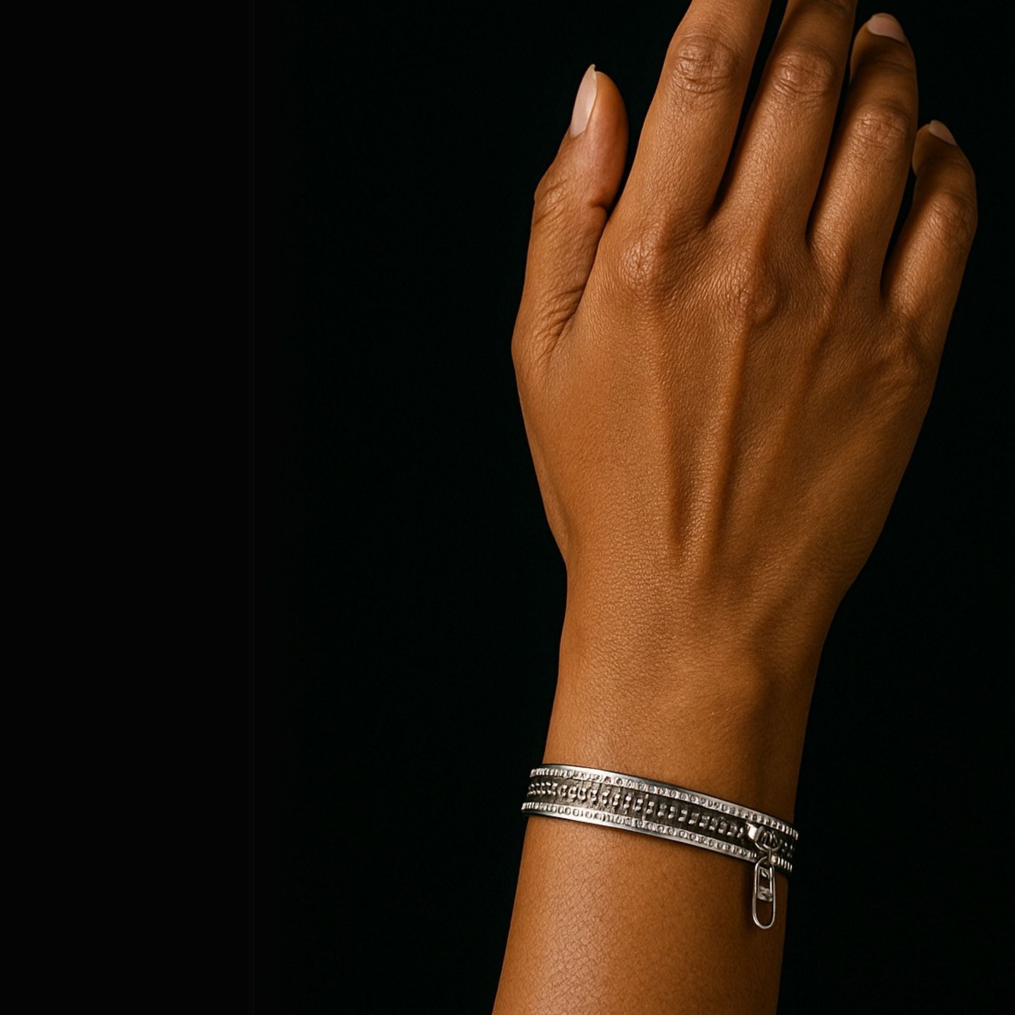 Luxe Zipper Bangle
